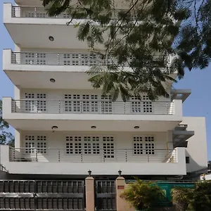 Mehra Residency At The Airport India