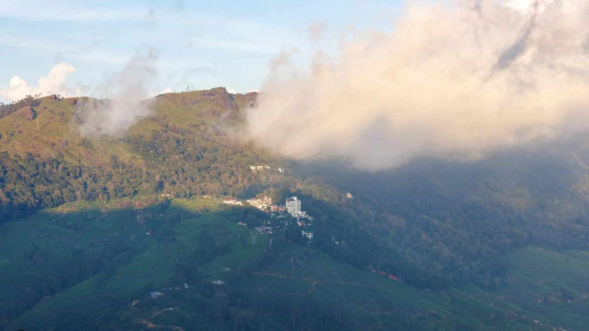 Amber Dale Luxury Hotel & Spa, Munnar 5*,  India