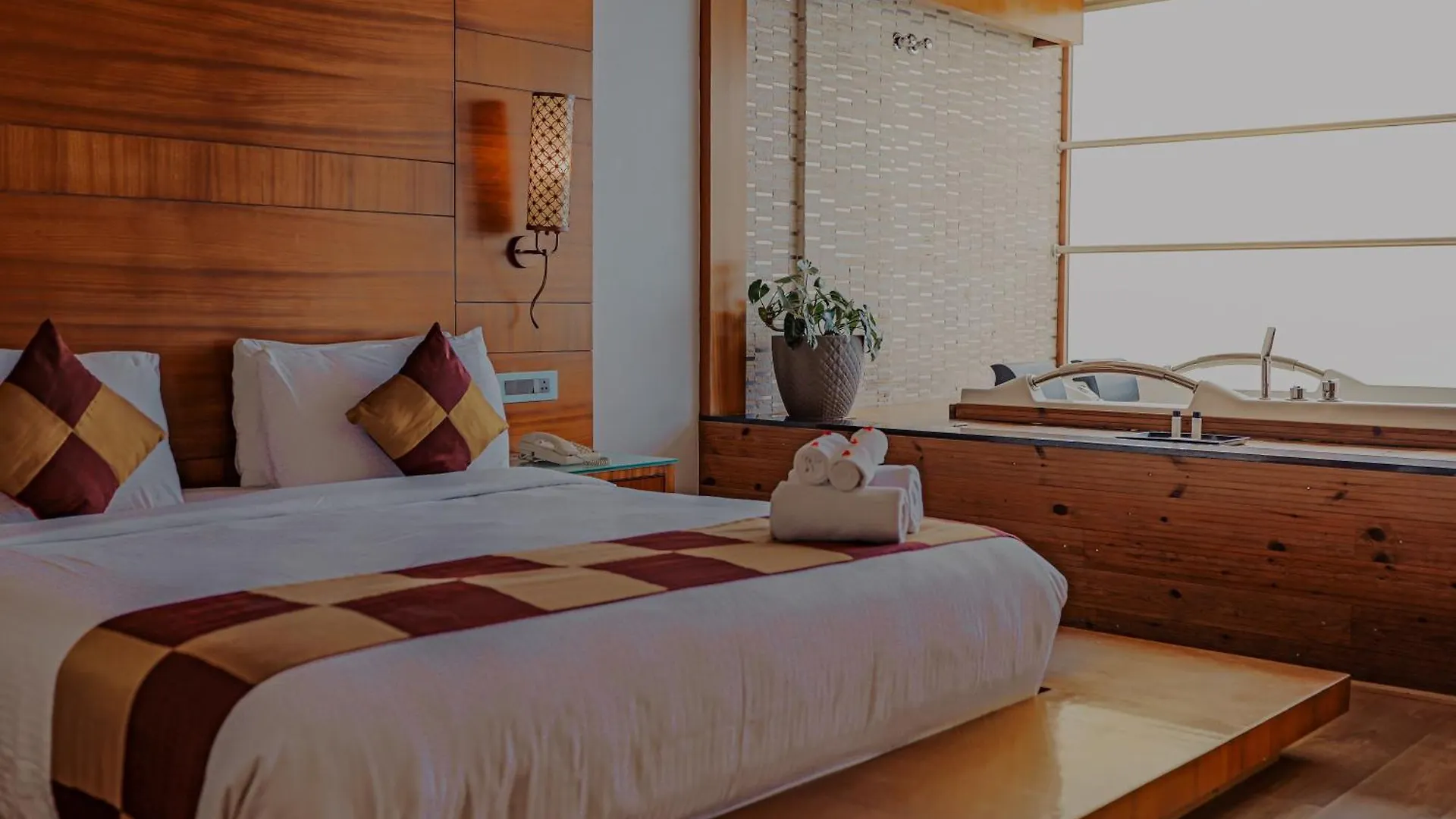 Amber Dale Luxury Hotel & Spa, Munnar 5*,  Inde