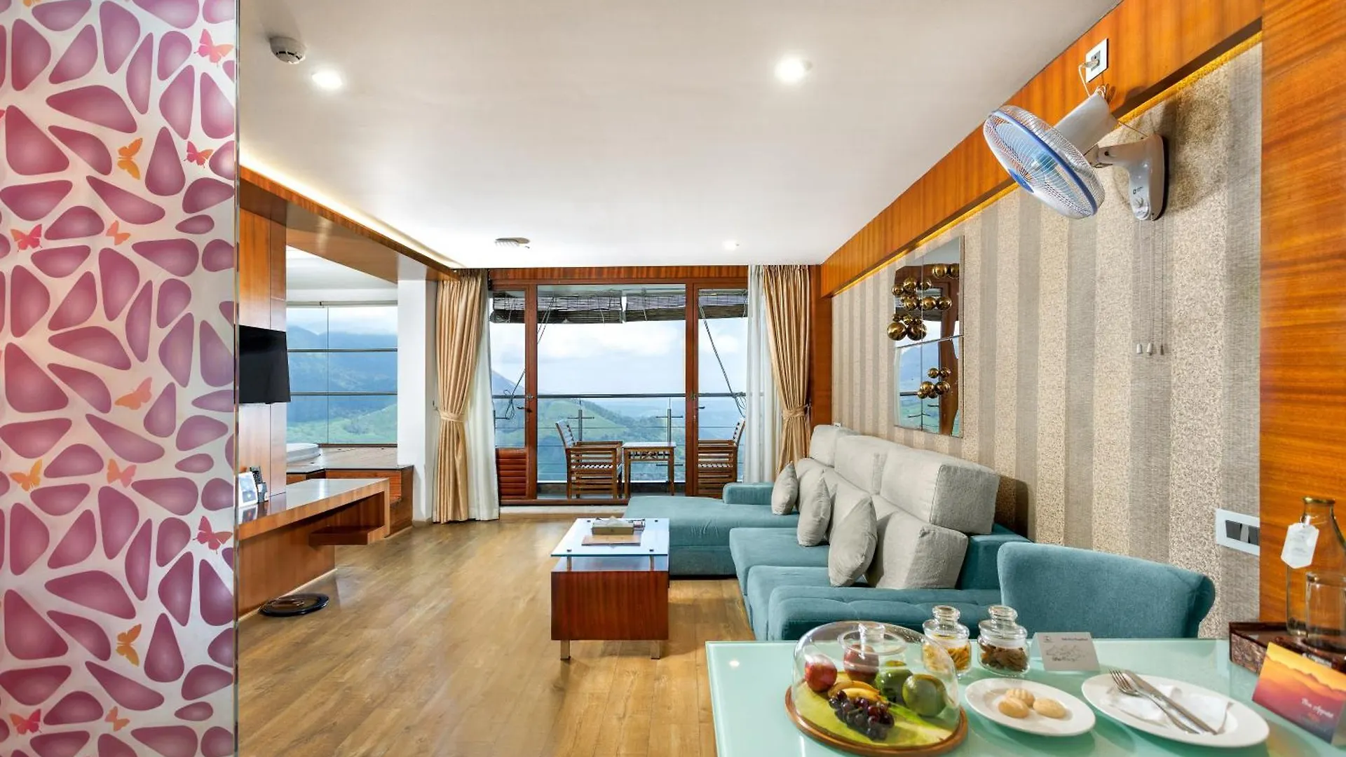 Amber Dale Luxury Hotel & Spa, Munnar