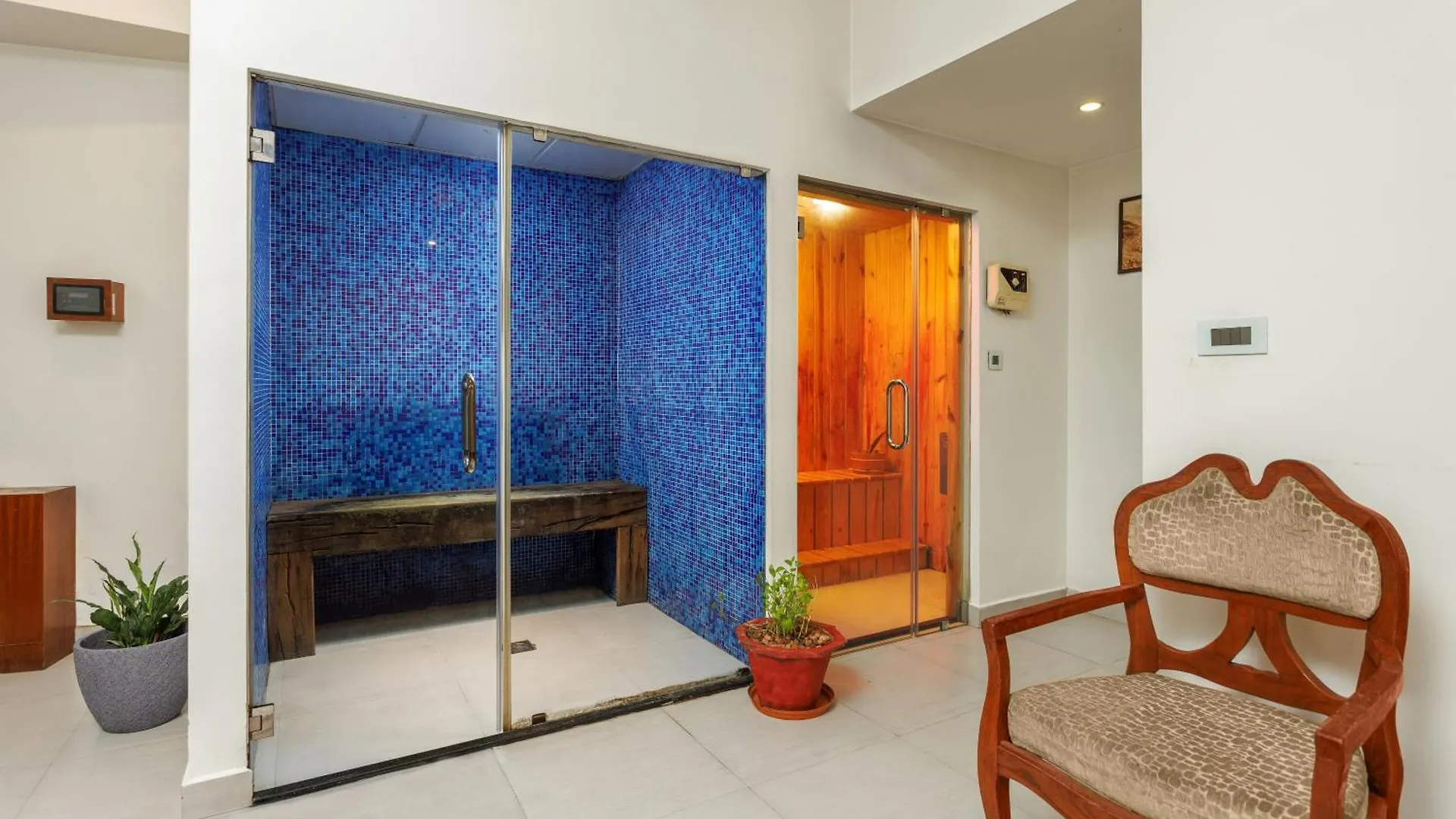 Amber Dale Luxury Hotel & Spa, Munnar